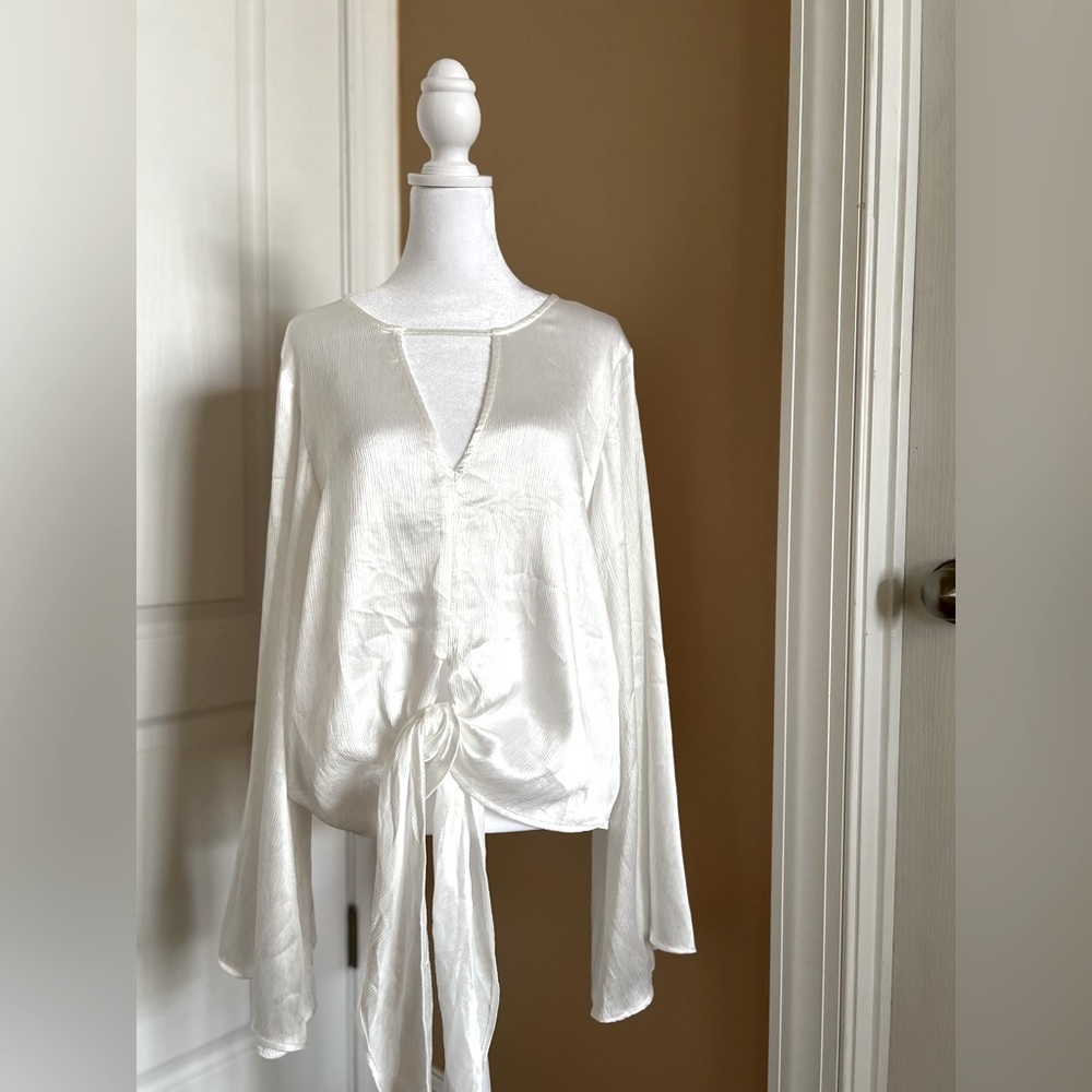 NWOT Pearl White Bell Sleeve Blouse- Medium